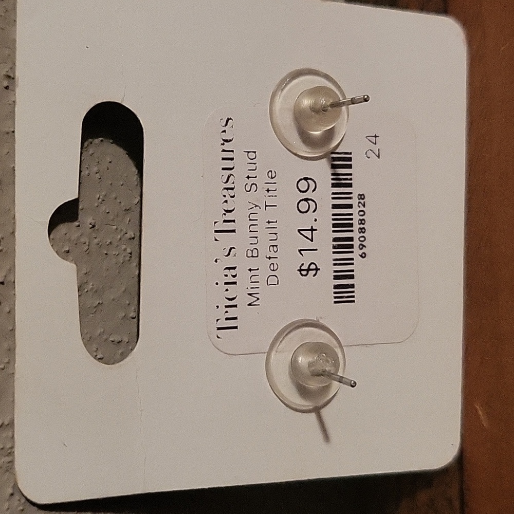 Sandy + Rizzo stud earrings, NWT! - Picture 2 of 3